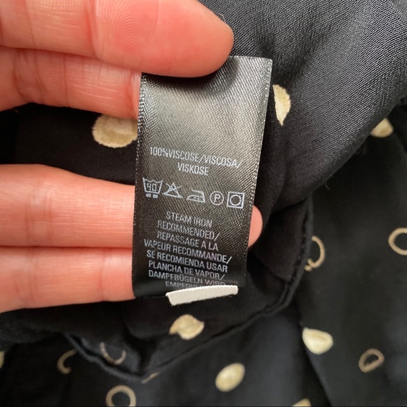 🔘 MARKS & SPENCER BLACK HIGH WAIST POLKA DOT SKIRT! - Picture 7 of 8